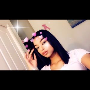 Meet your Posher, Anaya